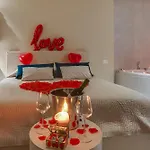 By Biddizzi Rari - Romantica Con Vasca Idromassaggio Privata