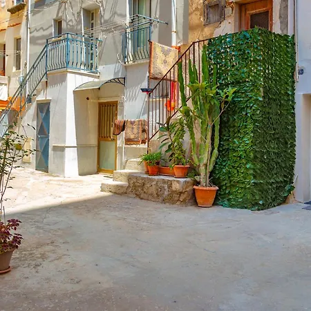 By Biddizzi Rari - Romantica Con Vasca Idromassaggio Privata Σπίτι διακοπών *