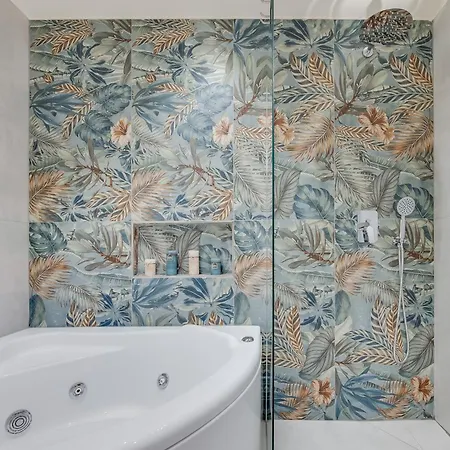 By Biddizzi Rari - Romantica Con Vasca Idromassaggio Privata *