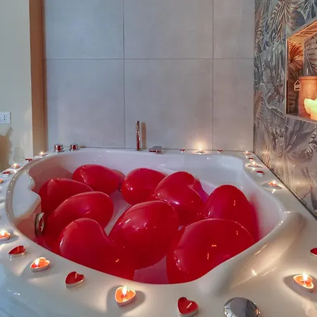 By Biddizzi Rari - Romantica Con Vasca Idromassaggio Privata * Sciacca